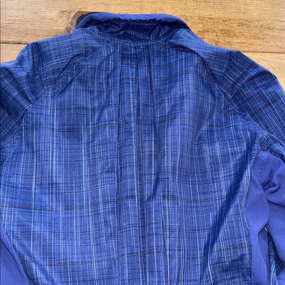 Woman’s Lululemon Blue Run Jacket | Ruffle Zip Front | Plaid Paneling | Size 6 - Picture 11 of 12